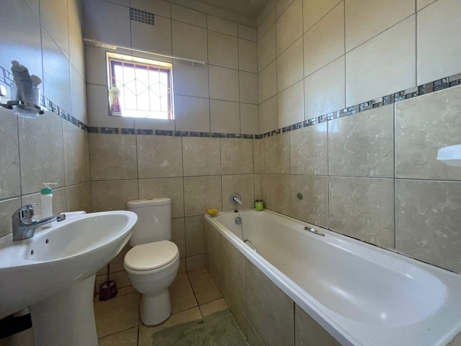 3 Bedroom Property for Sale in Haven Hills Eastern Cape